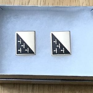 SWANK gold cuff links